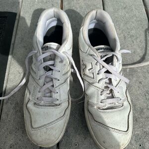 New Balance Men's White and Gray Sneakers